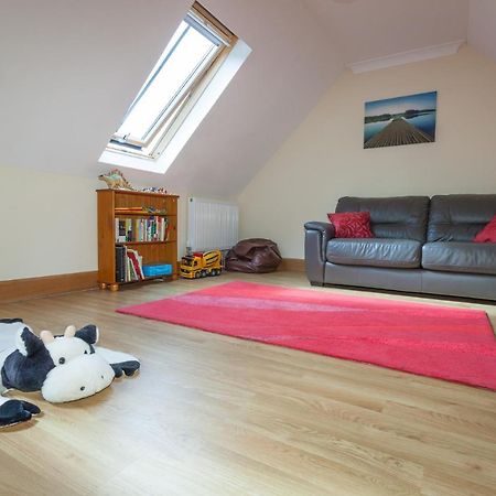 Honeysuckle Cottage At Williamscraig Holiday Cottages Linlithgow Bagian luar foto